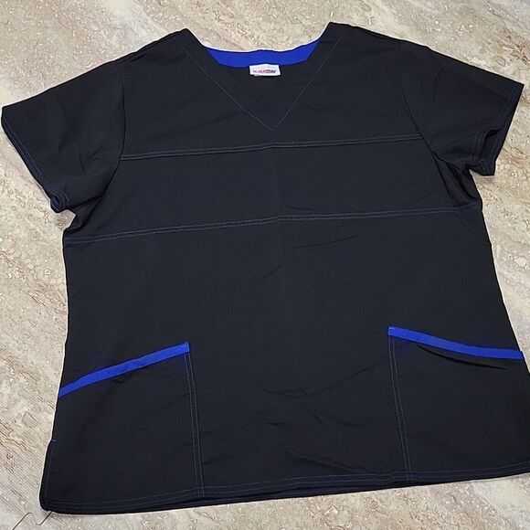 SCRUBSTAR WOMENS MEDICAL AND OR NURSE.. TOP SIZE XL - Picture 2 of 6